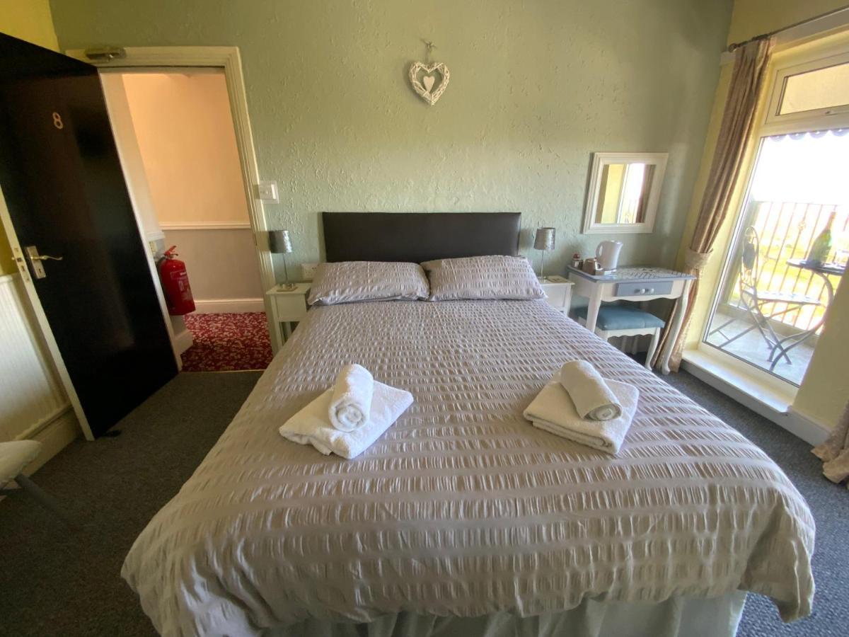 סקגנס The Laurels Hotel מראה חיצוני תמונה