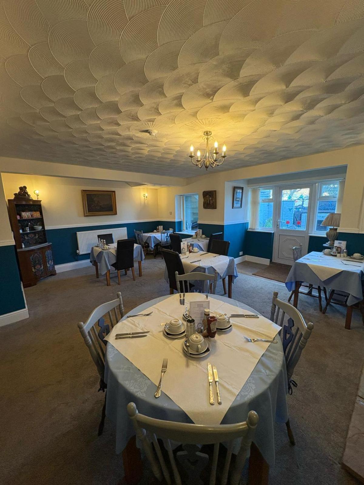 סקגנס The Laurels Hotel מראה חיצוני תמונה