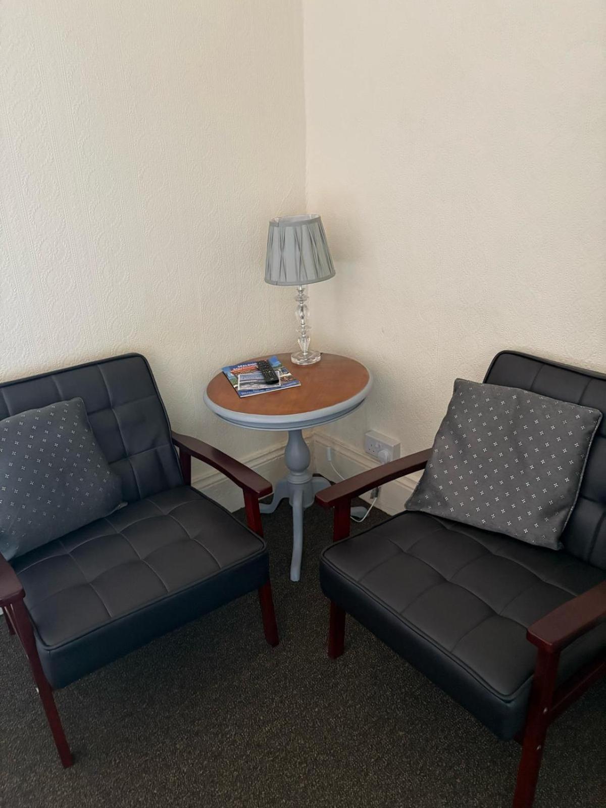 סקגנס The Laurels Hotel מראה חיצוני תמונה