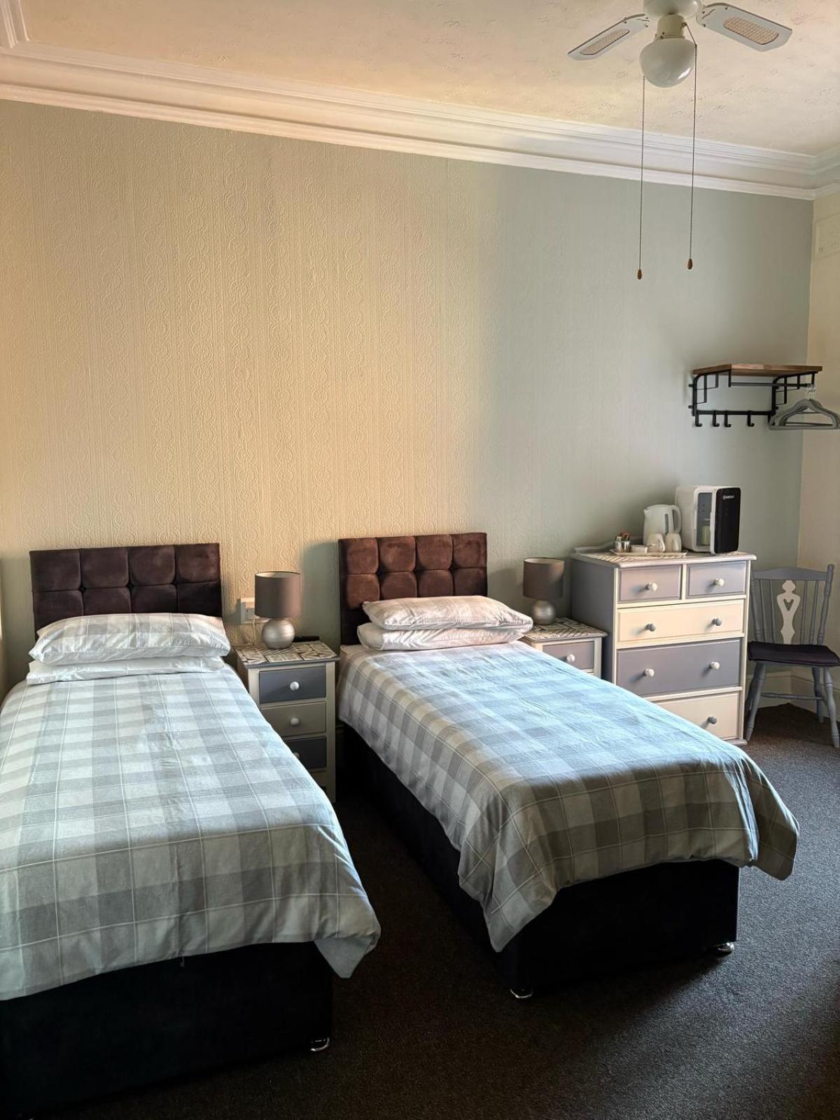 סקגנס The Laurels Hotel מראה חיצוני תמונה